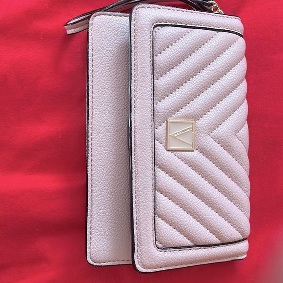 NWT! VS Tech Wristlet - Picture 5 of 5